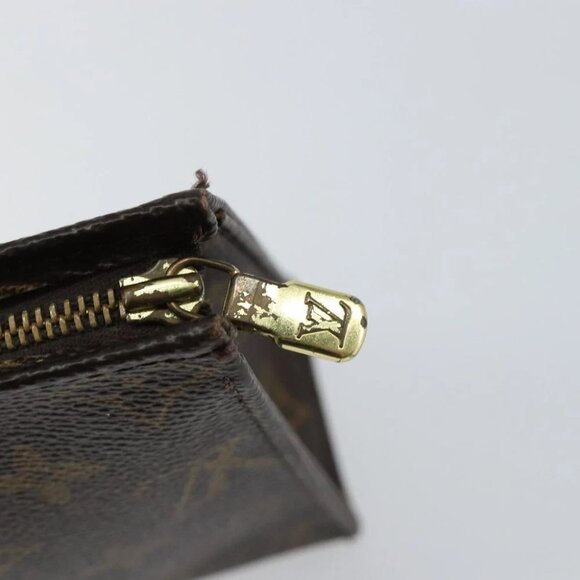 LOUIS VUITTON Monogram Posh Toilette 19 Pouch - Picture 8 of 14